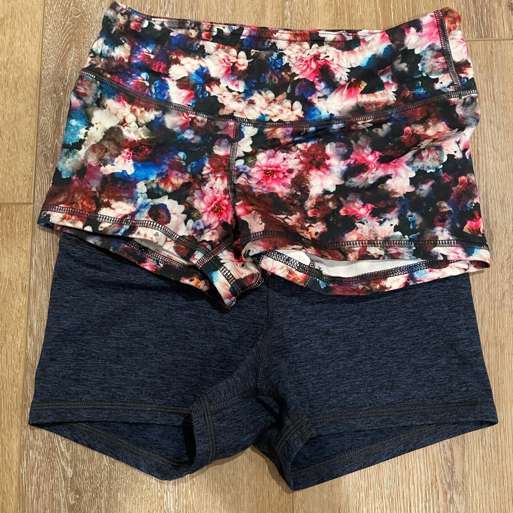 Set of 2- Fleo Shorts